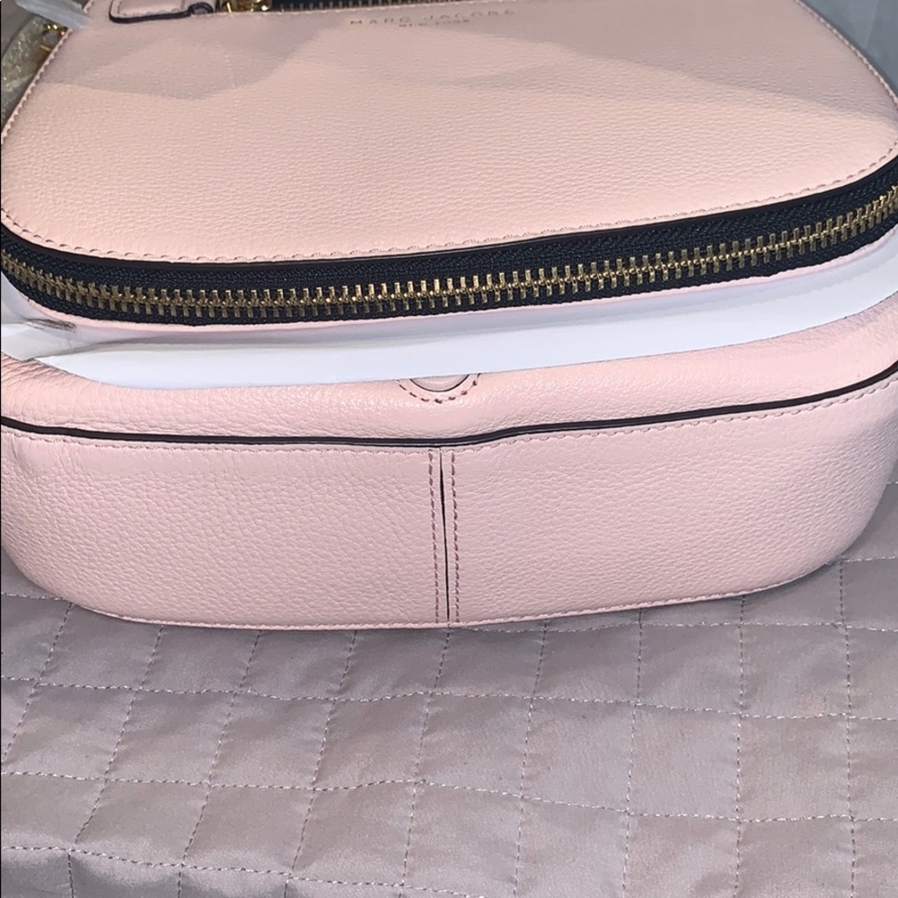 MARC JACOBS Small Nomad Leather Crossbody Blush - Picture 13 of 13